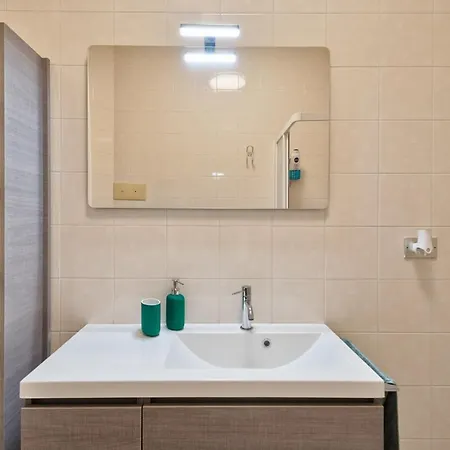 Ampio Tra Spiaggia E Citta דירה